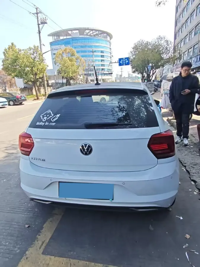 2023 Volkswagen Polo 1.5L 113HP L4 6AT,autocango,china used car exporter,china ev exporter,chinese used car exporter,chinese used ev exporter