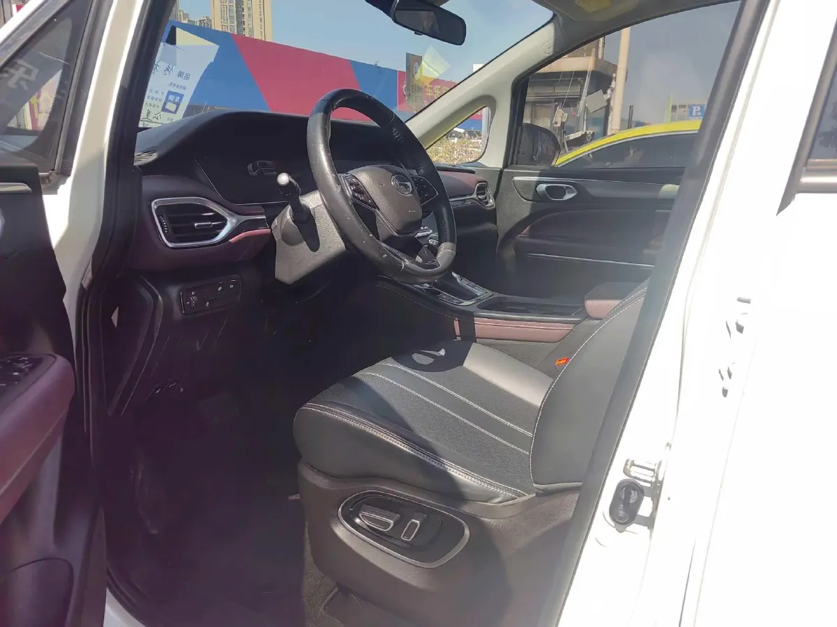 2021 GAC Trumpchi M6 1.5T 169HP L4 7DCT,autocango,china used car exporter,china ev exporter,chinese used car exporter,chinese used ev exporter