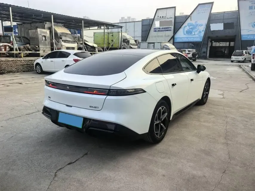 2024 DongFeng eπ eπ007 REEV 105HP REEV 28.4KWH,autocango,china used car exporter,china ev exporter,chinese used car exporter,chinese used ev exporter