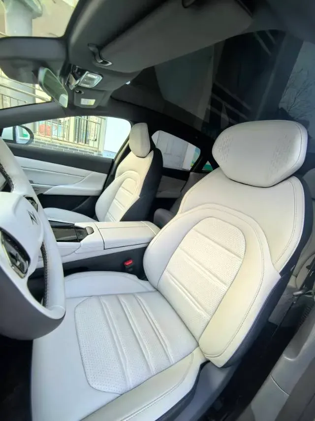 2024 DongFeng eπ eπ007 REEV 105HP REEV 28.4KWH,autocango,china used car exporter,china ev exporter,chinese used car exporter,chinese used ev exporter