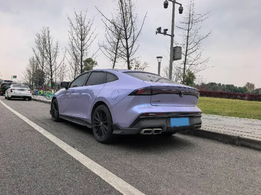 2024 ChangAn UNI-V 1.5T 188HP L4 7DCT,autocango,china used car exporter,china ev exporter,chinese used car exporter,chinese used ev exporter