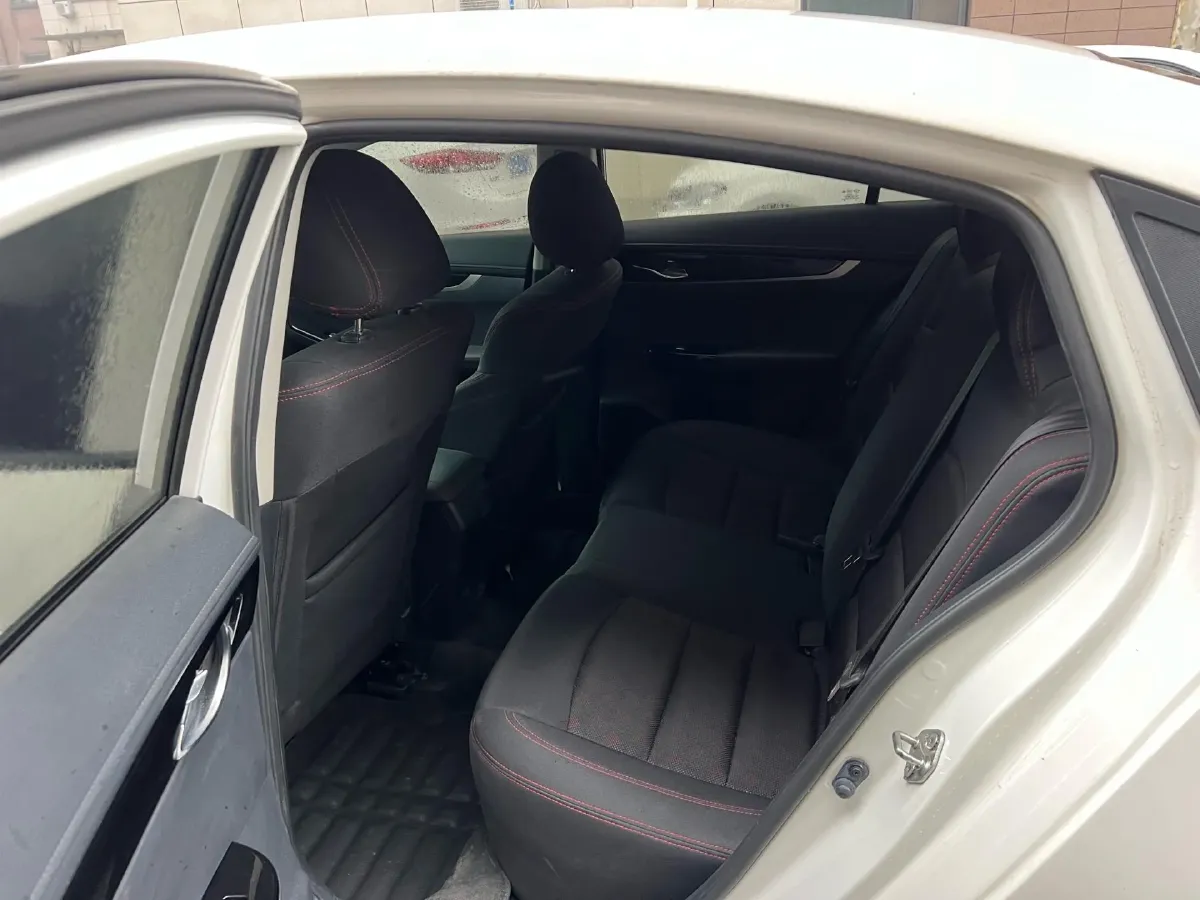 2018 HaiMa Family F5 1.6L 125HP L4 6AT,autocango,china used car exporter,china ev exporter,chinese used car exporter,chinese used ev exporter