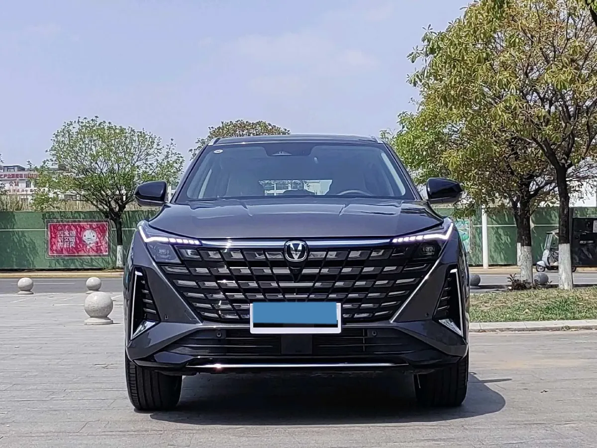 2025 ChangAn UNI-Z 1.5T 188HP L4 7DCT,autocango,china used car exporter,china ev exporter,chinese used car exporter,chinese used ev exporter