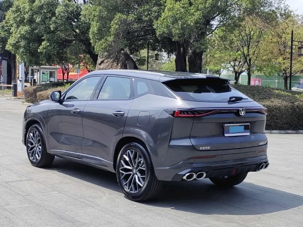 2025 ChangAn UNI-Z 1.5T 188HP L4 7DCT,autocango,china used car exporter,china ev exporter,chinese used car exporter,chinese used ev exporter