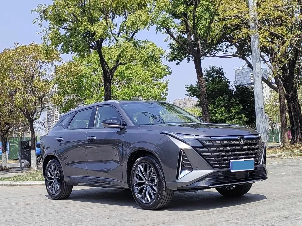 2025 ChangAn UNI-Z 1.5T 188HP L4 7DCT,autocango,china used car exporter,china ev exporter,chinese used car exporter,chinese used ev exporter