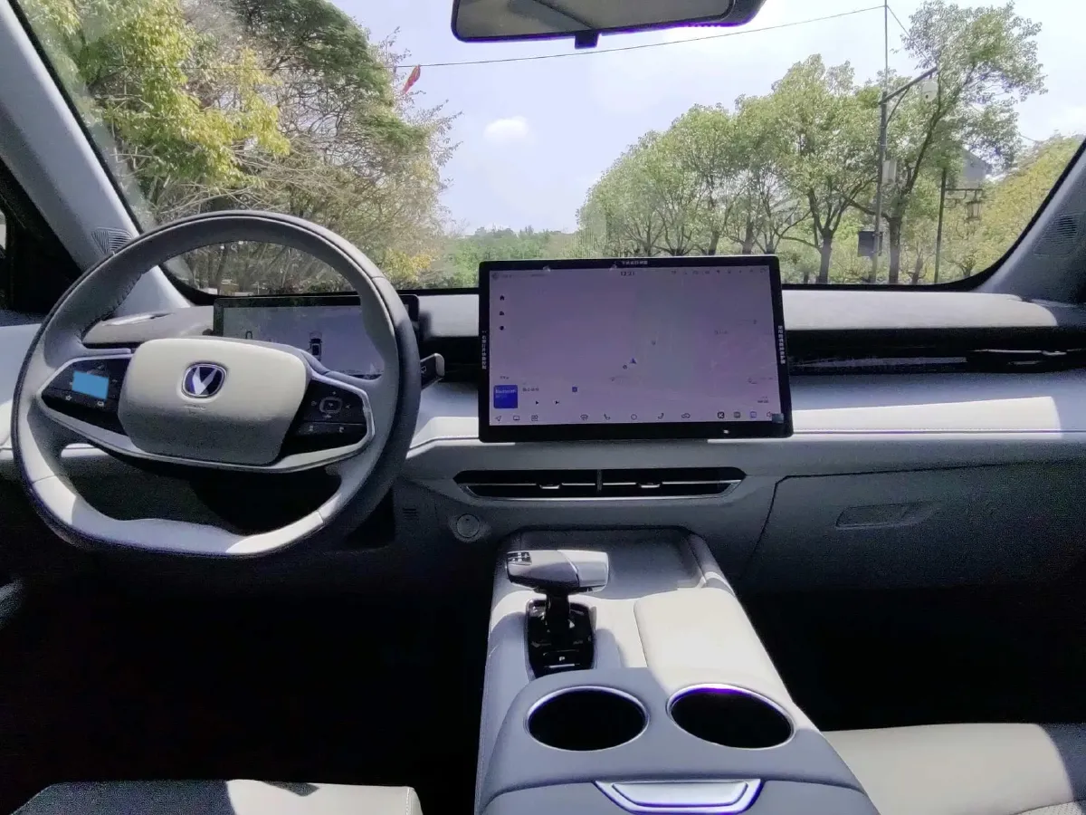 2025 ChangAn UNI-Z 1.5T 188HP L4 7DCT,autocango,china used car exporter,china ev exporter,chinese used car exporter,chinese used ev exporter