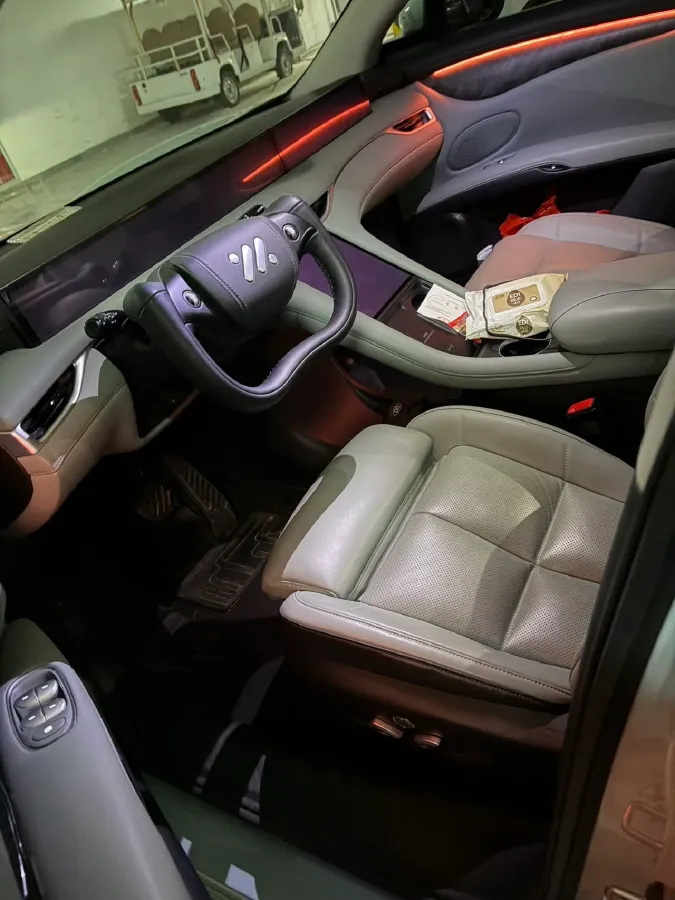 2023 IM LS6 BEV 71KWH,autocango,china used car exporter,china ev exporter,chinese used car exporter,chinese used ev exporter