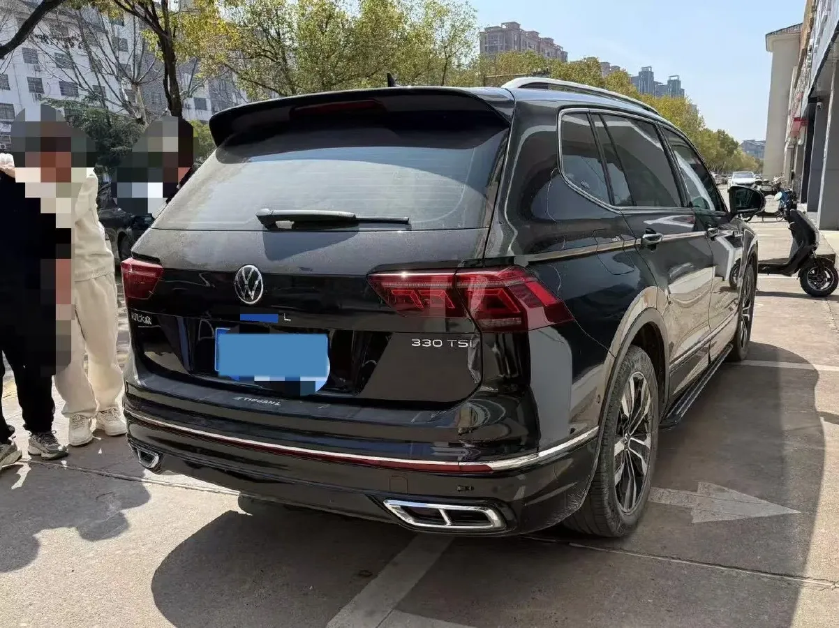 2024 Volkswagen Tiguan L 2.0T 186HP L4 7DCT,autocango,china used car exporter,china ev exporter,chinese used car exporter,chinese used ev exporter