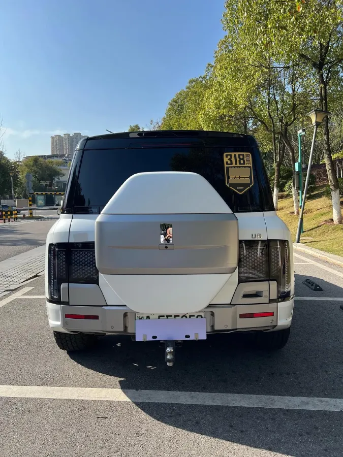 2023 YangWang U8 2.0T 272HP L4 REEV 49.05KWH,autocango,china used car exporter,china ev exporter,chinese used car exporter,chinese used ev exporter