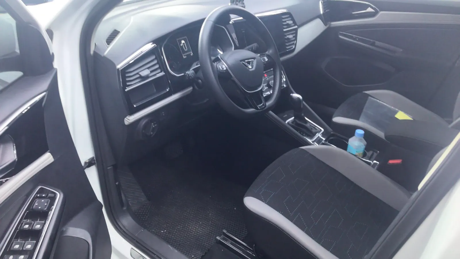 2023 Jetta VS7 1.4T 150HP L4 6AT,autocango,china used car exporter,china ev exporter,chinese used car exporter,chinese used ev exporter