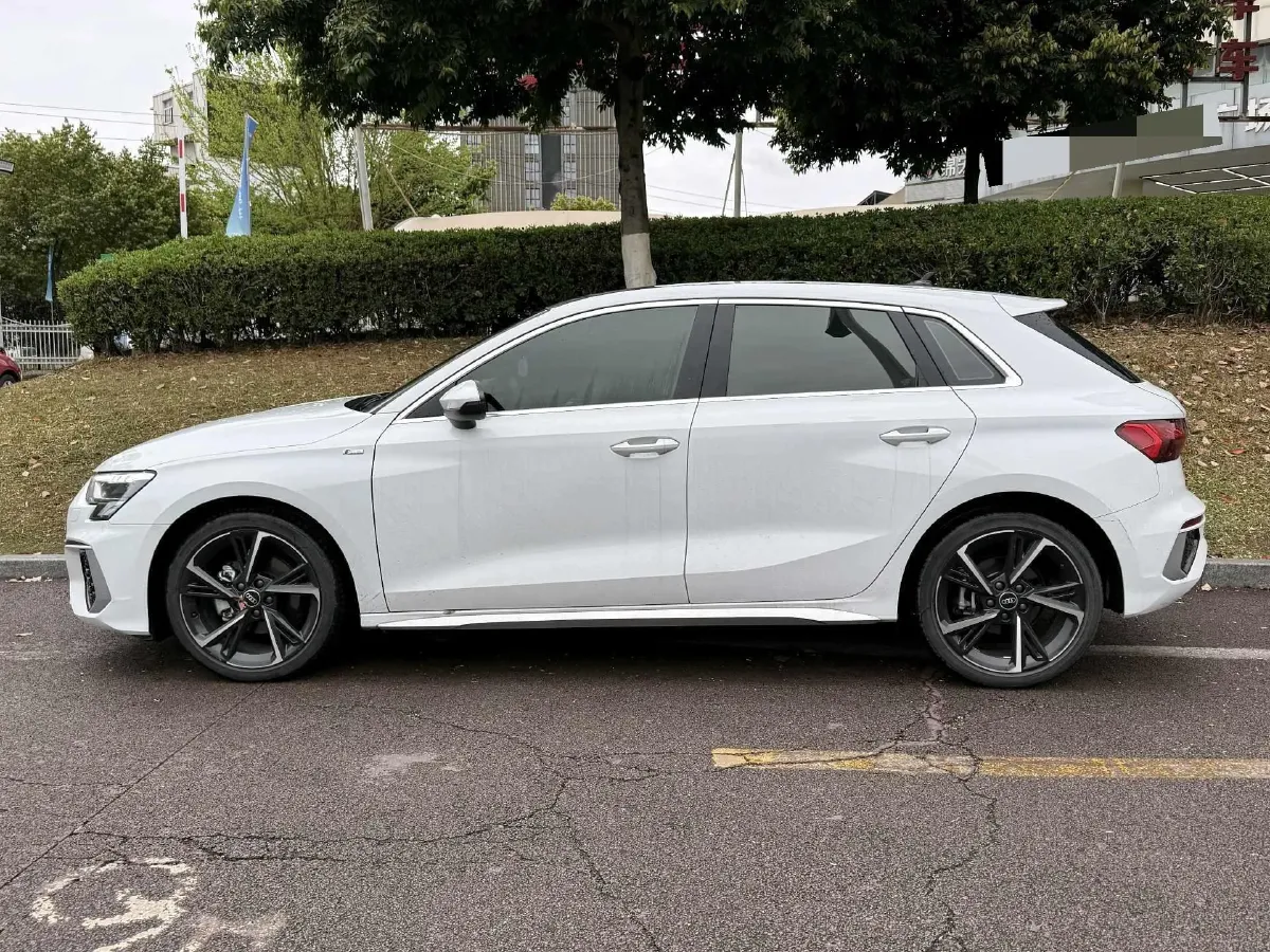 2022 Audi A3 1.4T 150HP L4 7DCT,autocango,china used car exporter,china ev exporter,chinese used car exporter,chinese used ev exporter