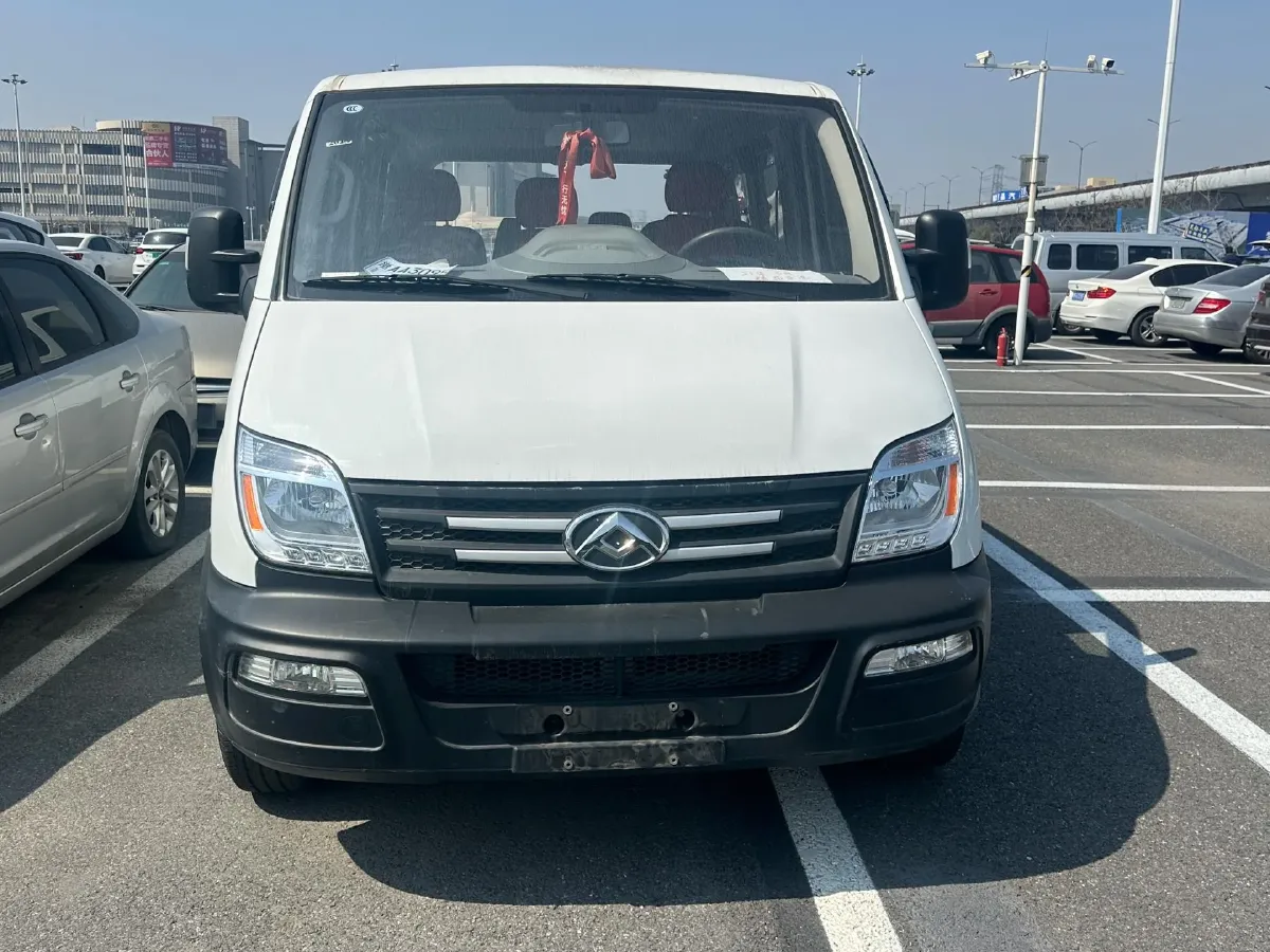 2021 MAXUS XinTu V80 2.0T 139HP L4 6MT,autocango,china used car exporter,china ev exporter,chinese used car exporter,chinese used ev exporter