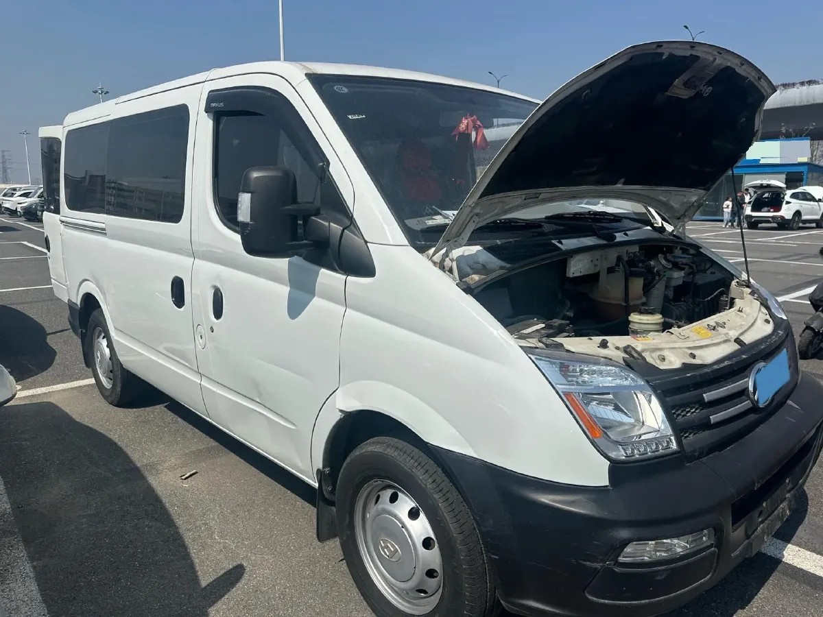 2021 MAXUS XinTu V80 2.0T 139HP L4 6MT,autocango,china used car exporter,china ev exporter,chinese used car exporter,chinese used ev exporter
