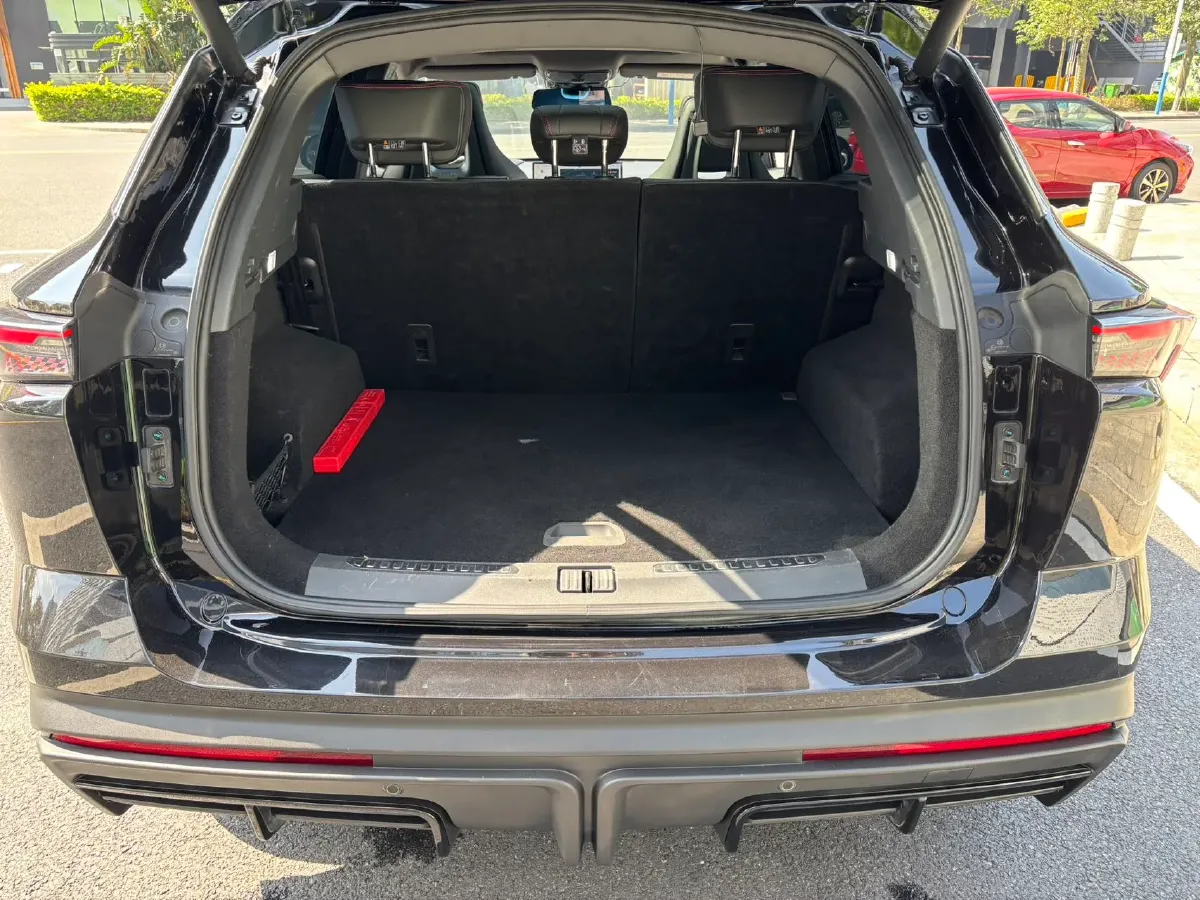 2022 Jetour DASHING 1.6T 197HP L4 7DCT,autocango,china used car exporter,china ev exporter,chinese used car exporter,chinese used ev exporter