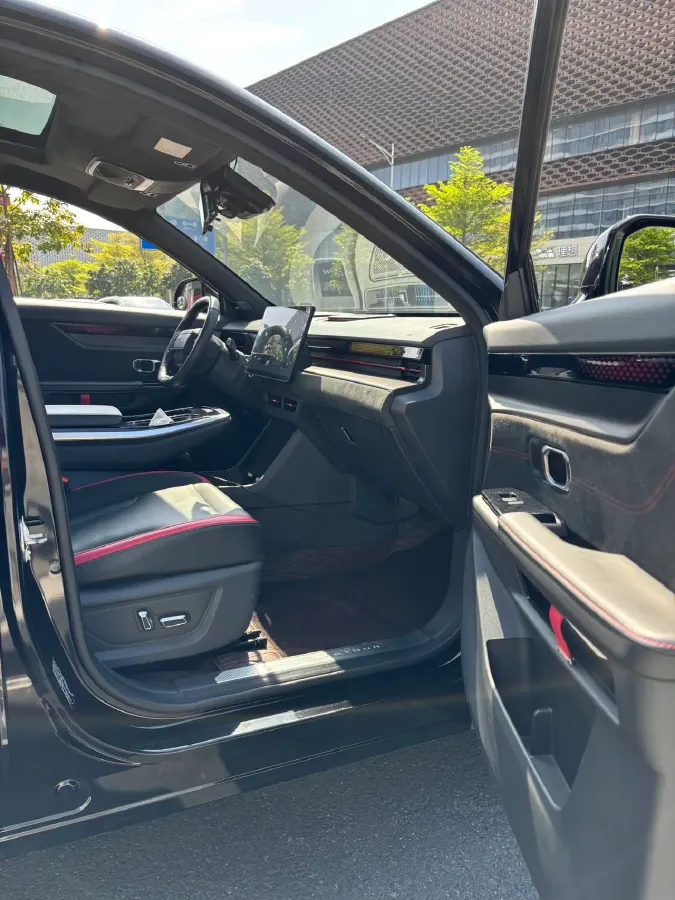 2022 Jetour DASHING 1.6T 197HP L4 7DCT,autocango,china used car exporter,china ev exporter,chinese used car exporter,chinese used ev exporter