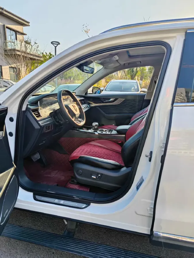 2022 HongQi HS5 2.0T 224HP L4 6AT,autocango,china used car exporter,china ev exporter,chinese used car exporter,chinese used ev exporter