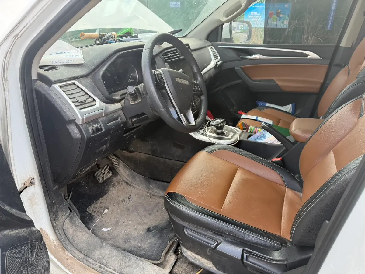 2021 MAXUS T70 2.0T 163HP L4 6AT,autocango,china used car exporter,china ev exporter,chinese used car exporter,chinese used ev exporter