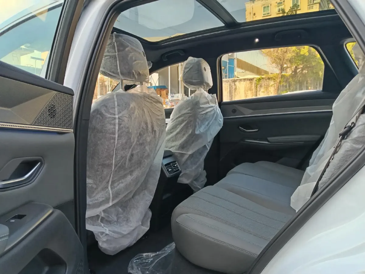 2025 BYD Song Pro 1.5L 101HP L4 E-CVT PHEV 12.9KWH,autocango,china used car exporter,china ev exporter,chinese used car exporter,chinese used ev exporter