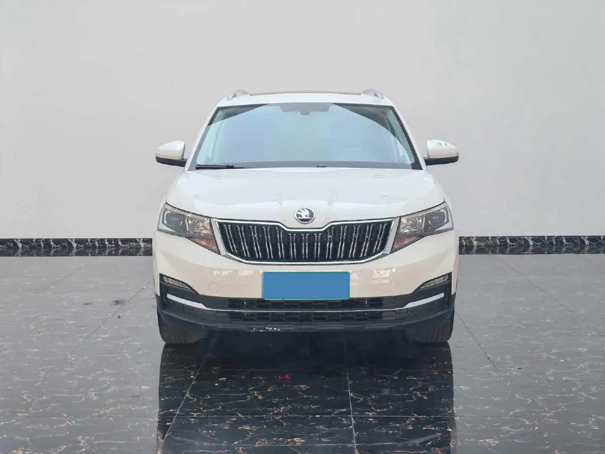2021 Skoda Kamiq 1.5L 112HP L4 6AT,autocango,china used car exporter,china ev exporter,chinese used car exporter,chinese used ev exporter