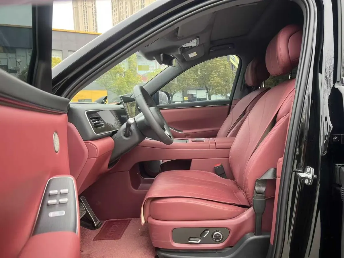 2026 AITO AITO M7 REEV 160HP REEV,autocango,china used car exporter,china ev exporter,chinese used car exporter,chinese used ev exporter