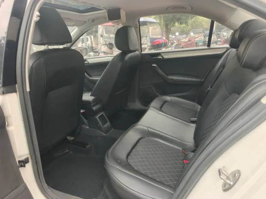 2018 Skoda Rapid 1.6L 110HP L4 5MT,autocango,china used car exporter,china ev exporter,chinese used car exporter,chinese used ev exporter