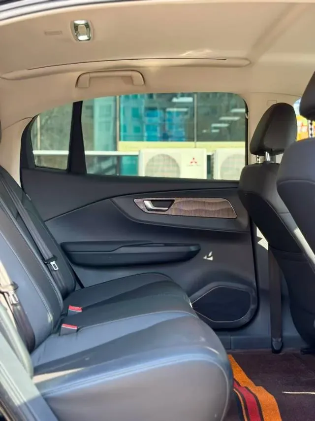 2022 HongQi E-QM5 BEV 54KWH,autocango,china used car exporter,china ev exporter,chinese used car exporter,chinese used ev exporter