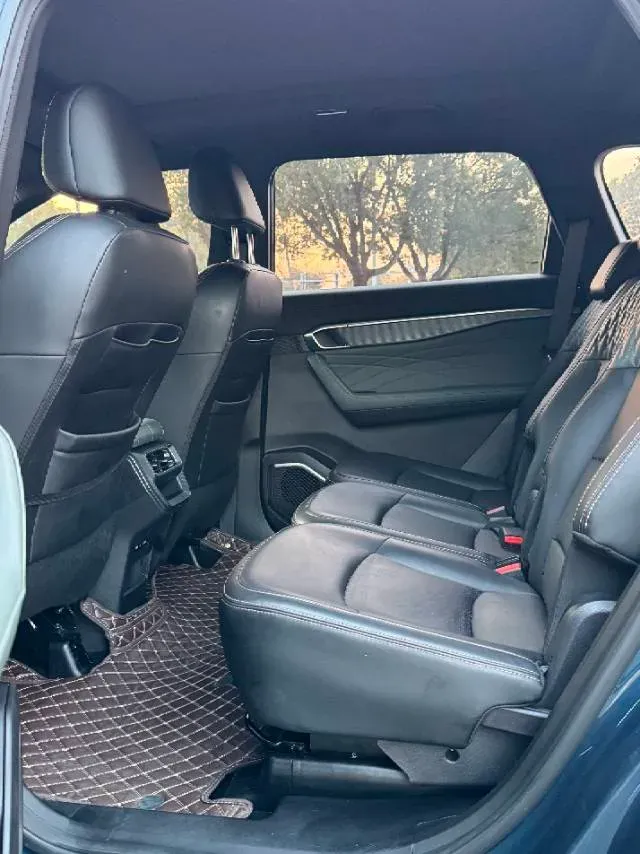 2024 Geely Okavango L 2.0T 218HP L4 7DCT,autocango,china used car exporter,china ev exporter,chinese used car exporter,chinese used ev exporter