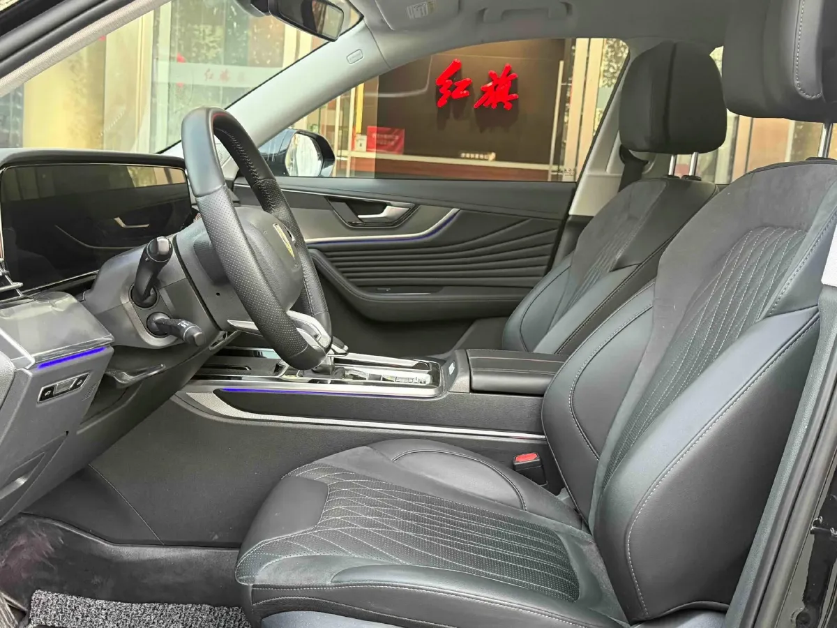 2023 HongQi HS5 2.0T 252HP L4 8AT,autocango,china used car exporter,china ev exporter,chinese used car exporter,chinese used ev exporter