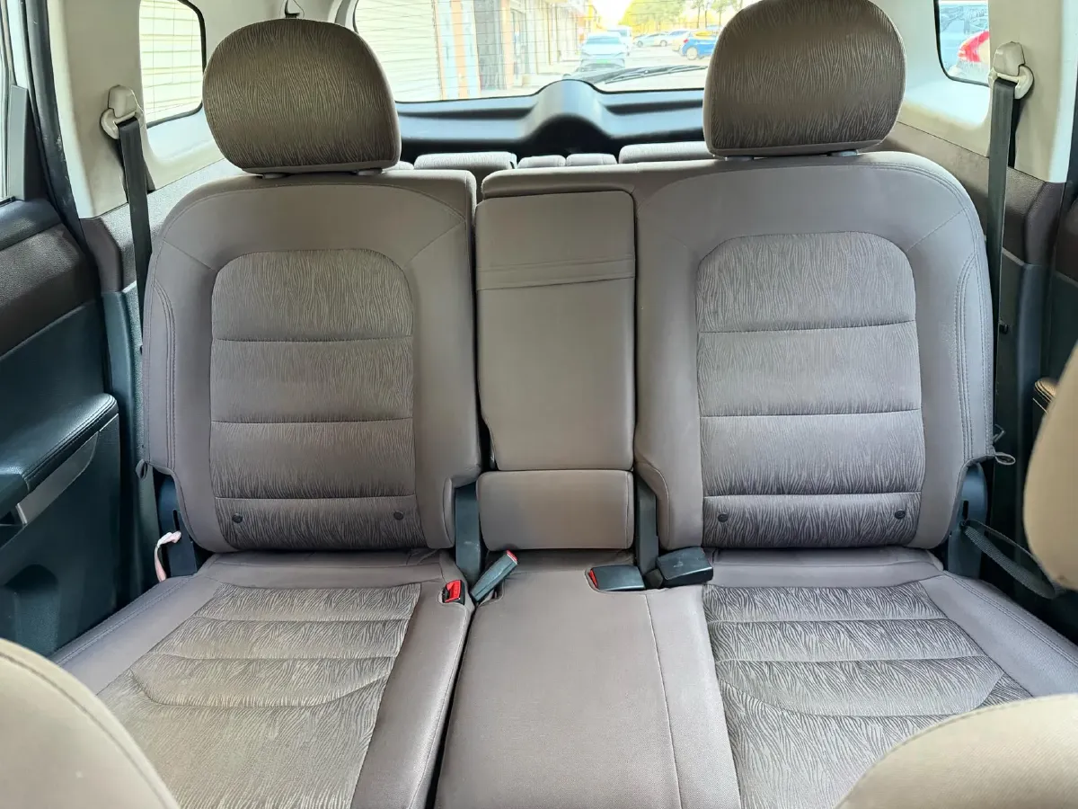 2017 HaiMa Family F7 1.5T 165HP L4 6MT,autocango,china used car exporter,china ev exporter,chinese used car exporter,chinese used ev exporter