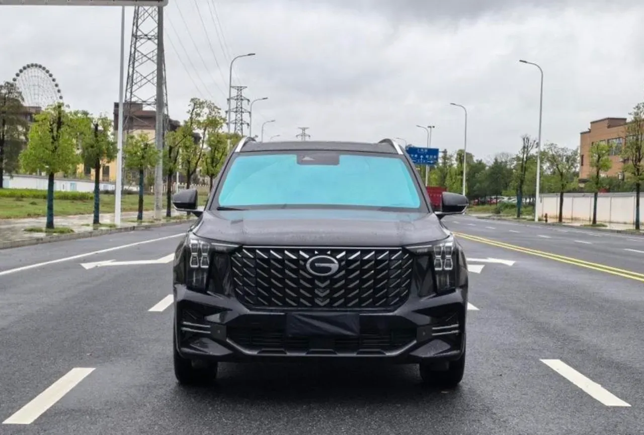 2022 GAC Trumpchi GS8 2.0T 190HP L4 E-CVT Hybrid,autocango,china used car exporter,china ev exporter,chinese used car exporter,chinese used ev exporter