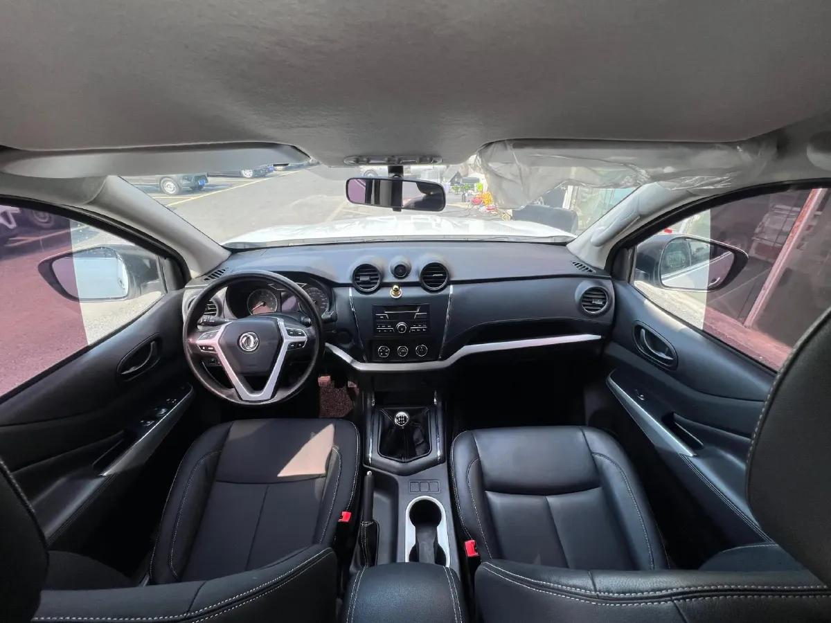 2020 Dongfeng RuiQi 6 2.4L 158HP L4 5MT,autocango,china used car exporter,china ev exporter,chinese used car exporter,chinese used ev exporter