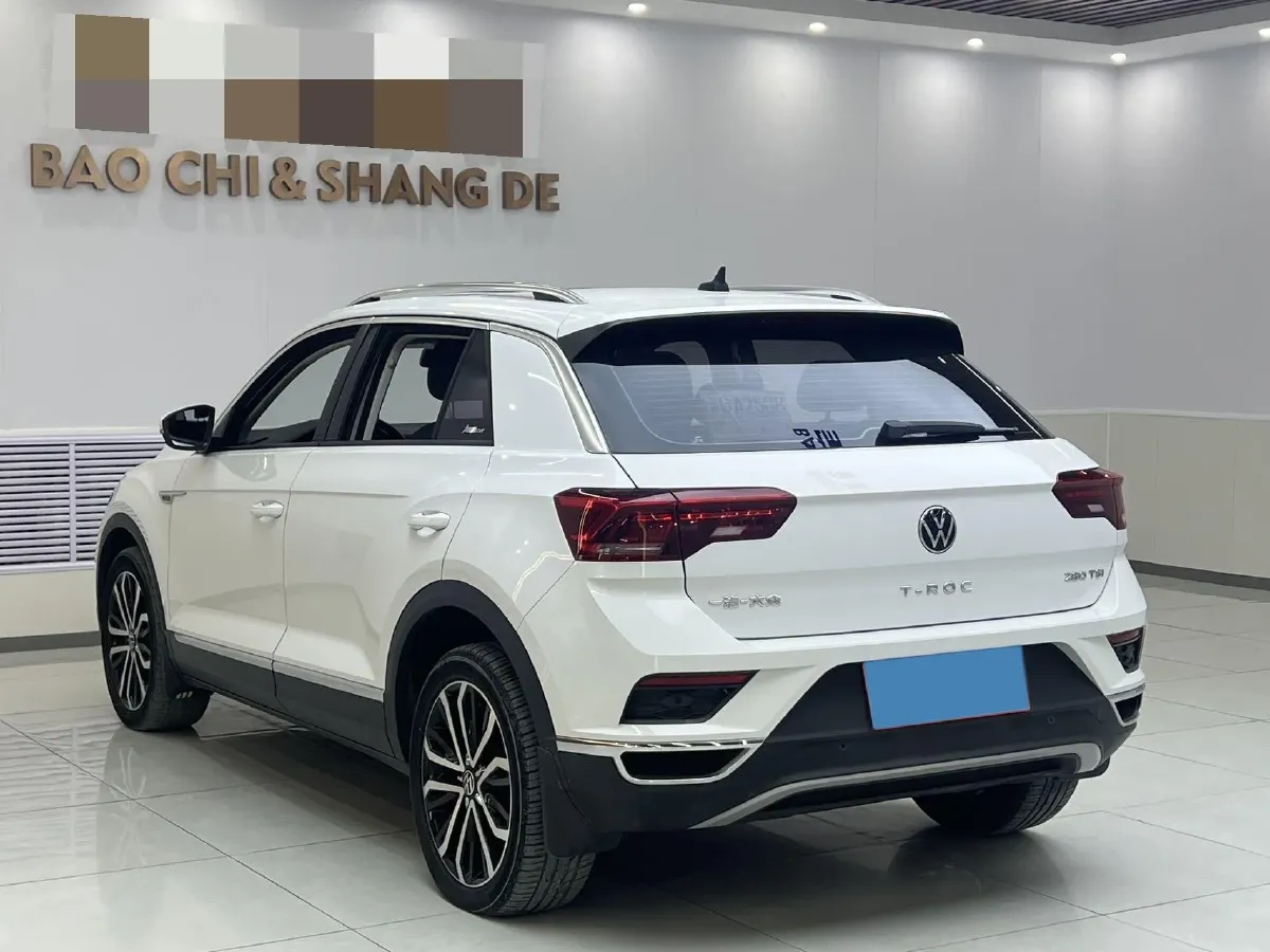 2021 Volkswagen T-Roc 1.4T 150HP L4 7DCT,autocango,china used car exporter,china ev exporter,chinese used car exporter,chinese used ev exporter
