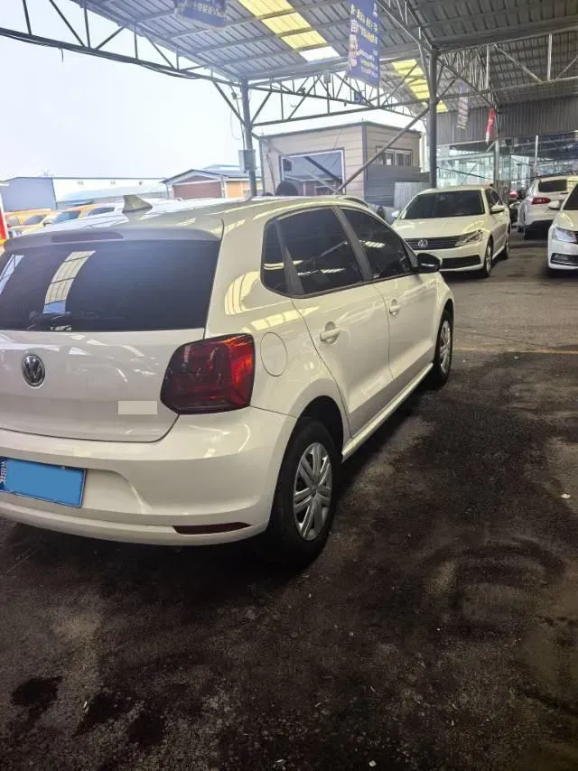 2016 DongFeng Forthing LingZhi 2.0L 121HP L4 5MT,autocango,china used car exporter,china ev exporter,chinese used car exporter,chinese used ev exporter