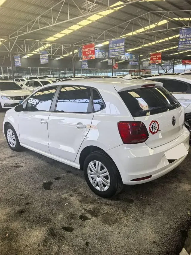 2016 DongFeng Forthing LingZhi 2.0L 121HP L4 5MT,autocango,china used car exporter,china ev exporter,chinese used car exporter,chinese used ev exporter