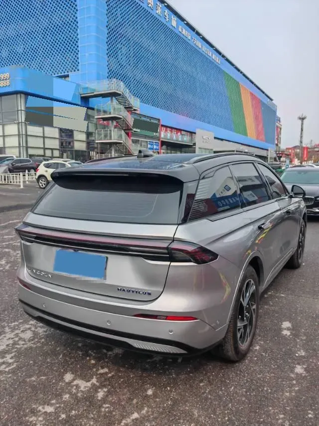 2025 Lincoln Nautilus 2.0T 282HP L4 E-CVT Hybrid,autocango,china used car exporter,china ev exporter,chinese used car exporter,chinese used ev exporter