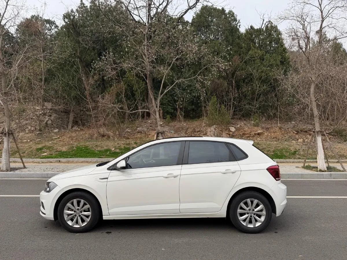2019 Volkswagen Polo 1.5L 113HP L4 6AT,autocango,china used car exporter,china ev exporter,chinese used car exporter,chinese used ev exporter