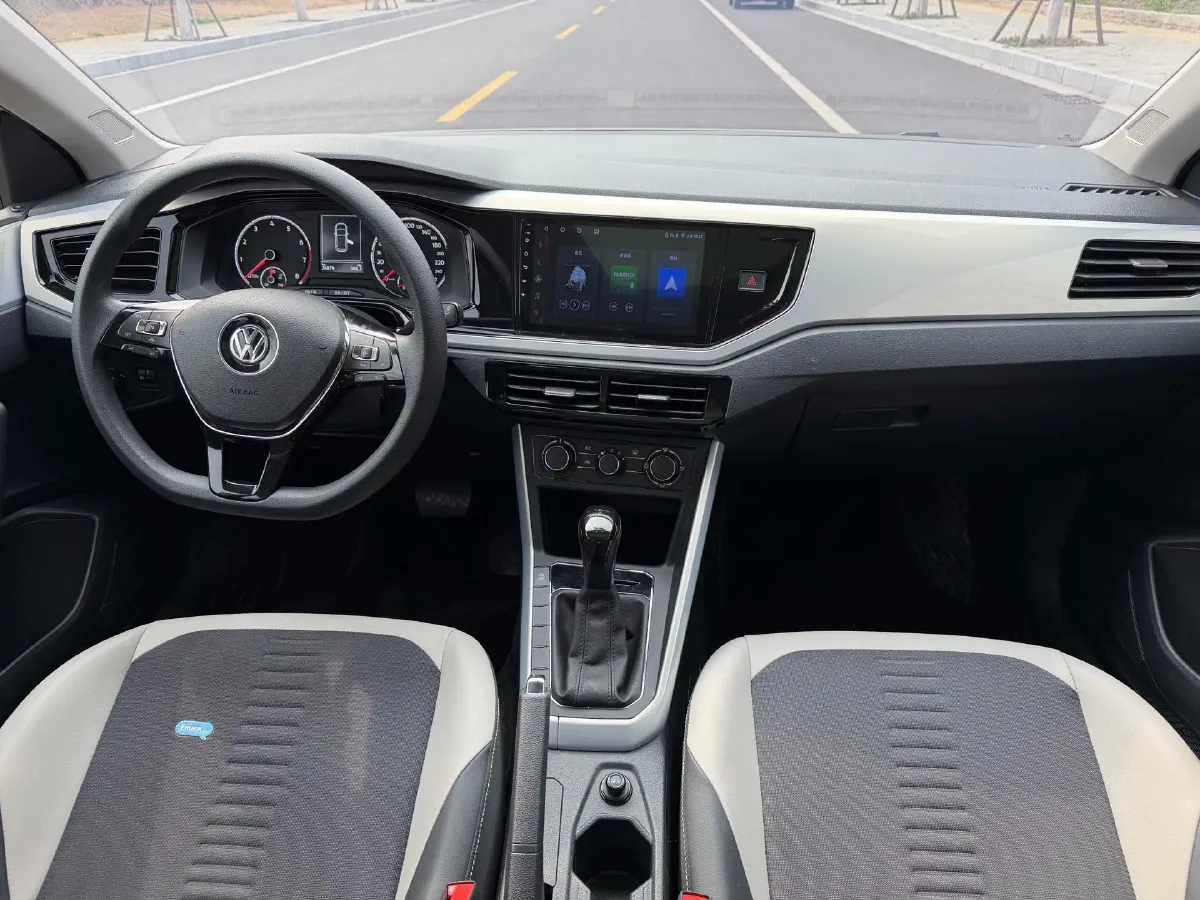 2019 Volkswagen Polo 1.5L 113HP L4 6AT,autocango,china used car exporter,china ev exporter,chinese used car exporter,chinese used ev exporter