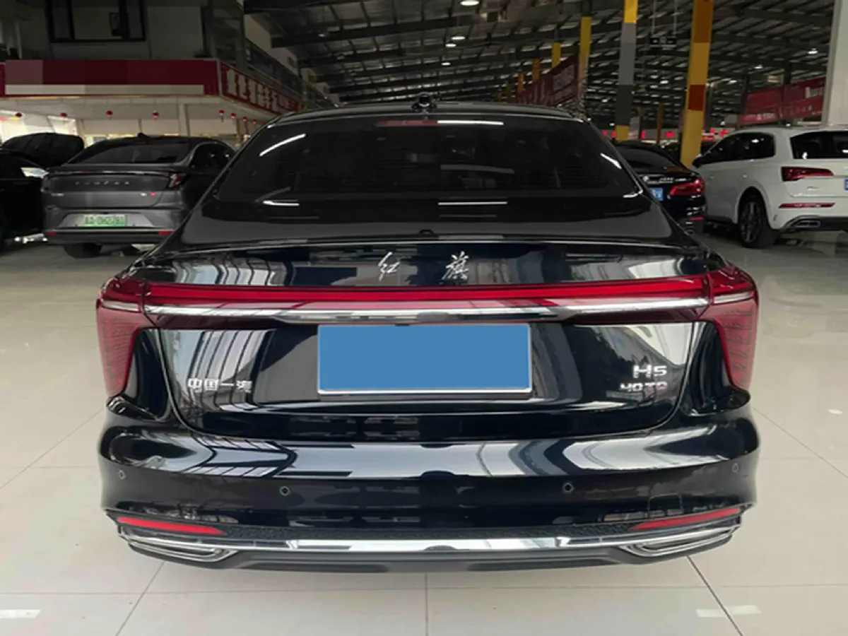 2023 HongQi H5 2.0T 224HP L4 8AT,autocango,china used car exporter,china ev exporter,chinese used car exporter,chinese used ev exporter