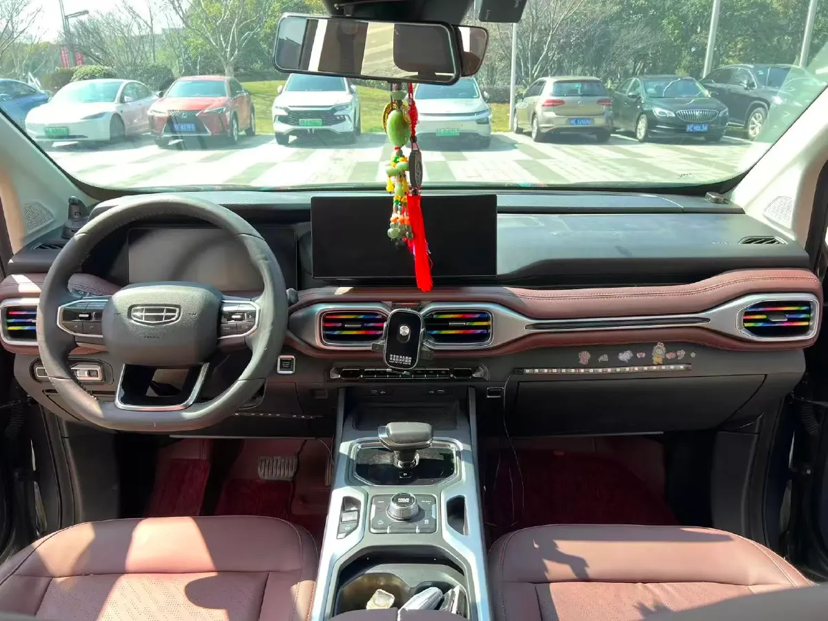 2022 Geely Okavango 1.8T 184HP L4 7DCT,autocango,china used car exporter,china ev exporter,chinese used car exporter,chinese used ev exporter