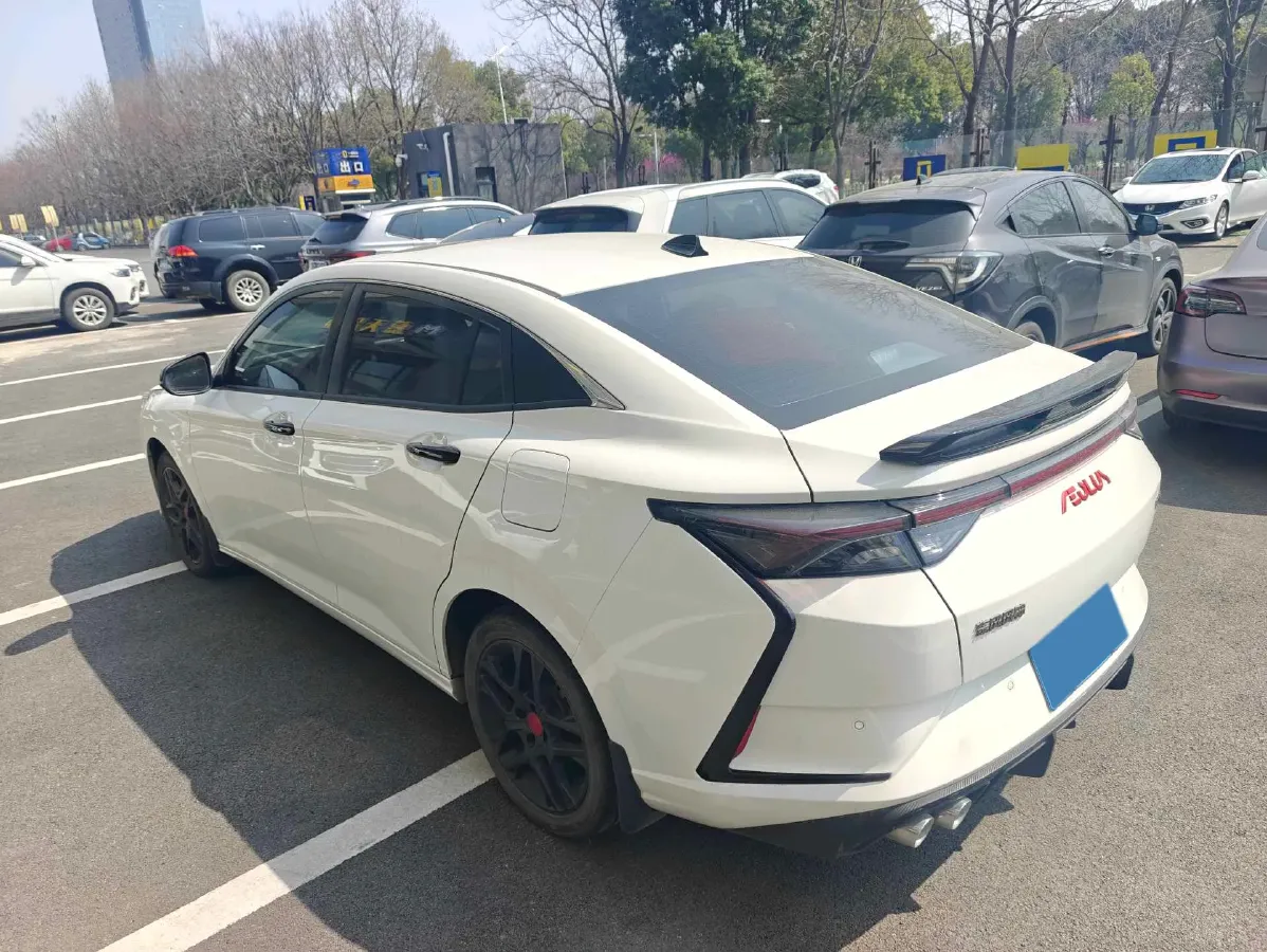 2021 DongFeng Aeolus YiXuan 1.5T 150HP L4 6DCT,autocango,china used car exporter,china ev exporter,chinese used car exporter,chinese used ev exporter