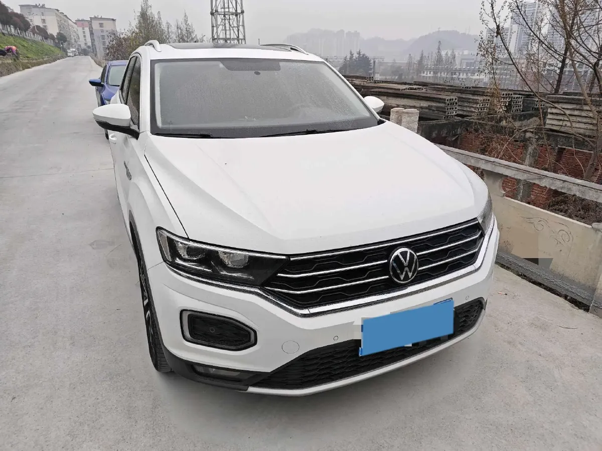 2022 Volkswagen T-Roc 1.4T 150HP L4 7DCT,autocango,china used car exporter,china ev exporter,chinese used car exporter,chinese used ev exporter