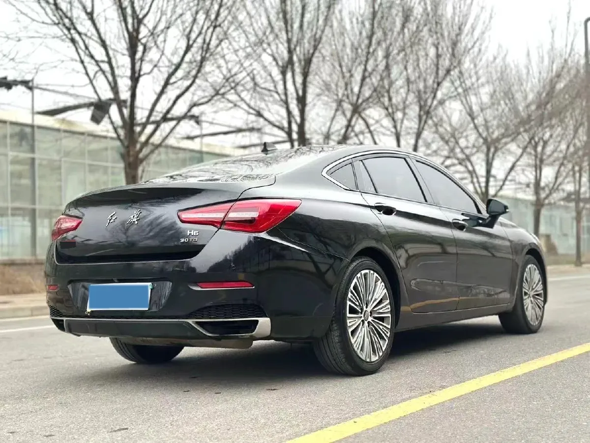 2022 HongQi H5 1.5T 169HP L4 7DCT,autocango,china used car exporter,china ev exporter,chinese used car exporter,chinese used ev exporter