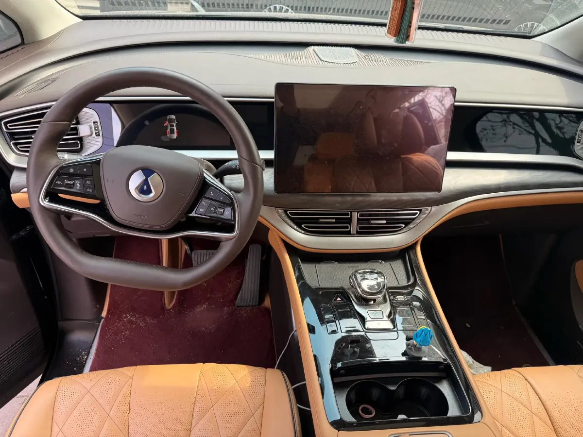 2024 Denza D9 1.5T 139HP L4 E-CVT PHEV 40KWH,autocango,china used car exporter,china ev exporter,chinese used car exporter,chinese used ev exporter