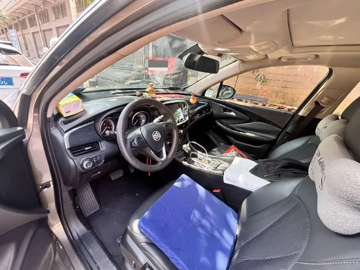 2022 HongQi H5 1.5T 169HP L4 7DCT,autocango,china used car exporter,china ev exporter,chinese used car exporter,chinese used ev exporter