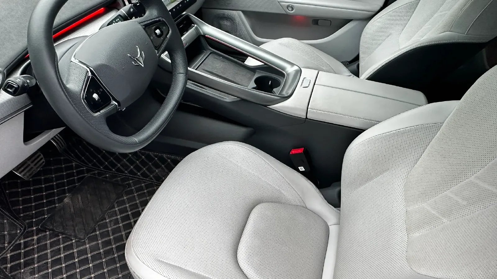 2025 ARCFOX αS5 BEV,autocango,china used car exporter,china ev exporter,chinese used car exporter,chinese used ev exporter