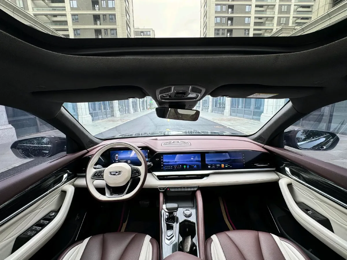 2021 Geely Monjaro 2.0T 218HP L4 7DCT,autocango,china used car exporter,china ev exporter,chinese used car exporter,chinese used ev exporter