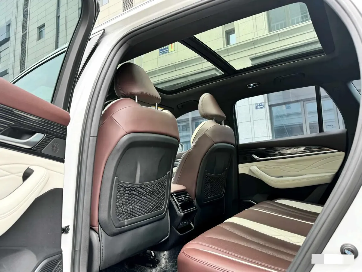 2021 Geely Monjaro 2.0T 218HP L4 7DCT,autocango,china used car exporter,china ev exporter,chinese used car exporter,chinese used ev exporter