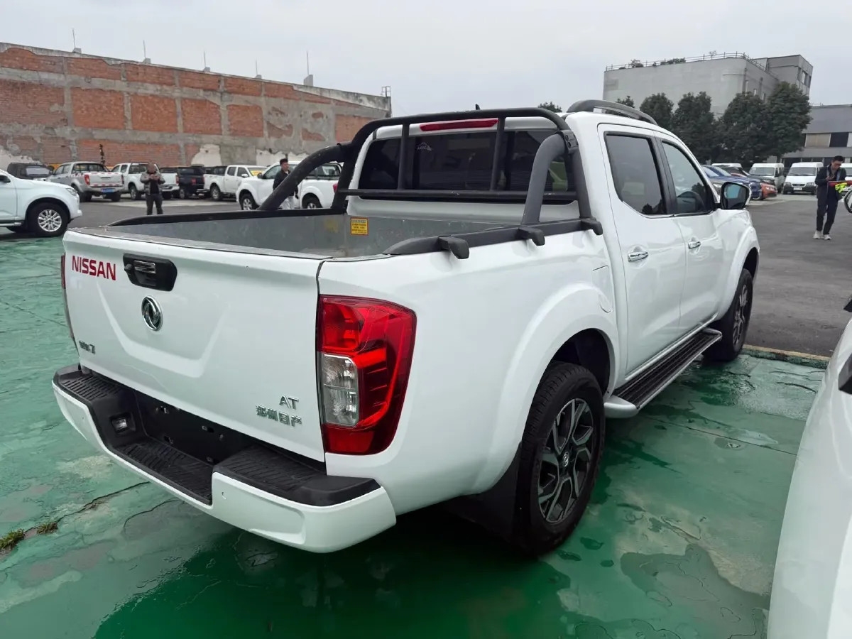 2023 Dongfeng RuiQi 7 2.3T 166HP L4 8AT,autocango,china used car exporter,china ev exporter,chinese used car exporter,chinese used ev exporter