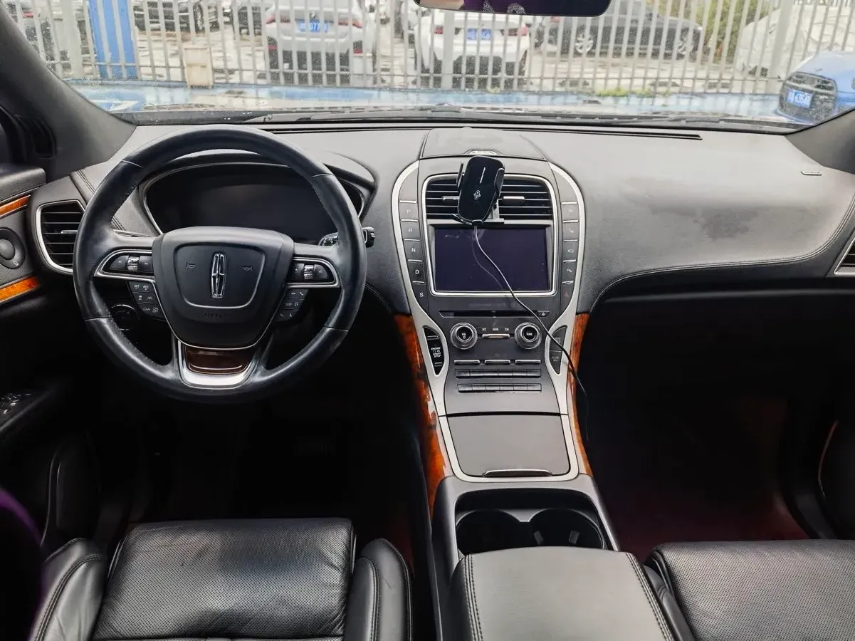 2019 Lincoln Nautilus 2.7T 329HP V6 8AT,autocango,china used car exporter,china ev exporter,chinese used car exporter,chinese used ev exporter