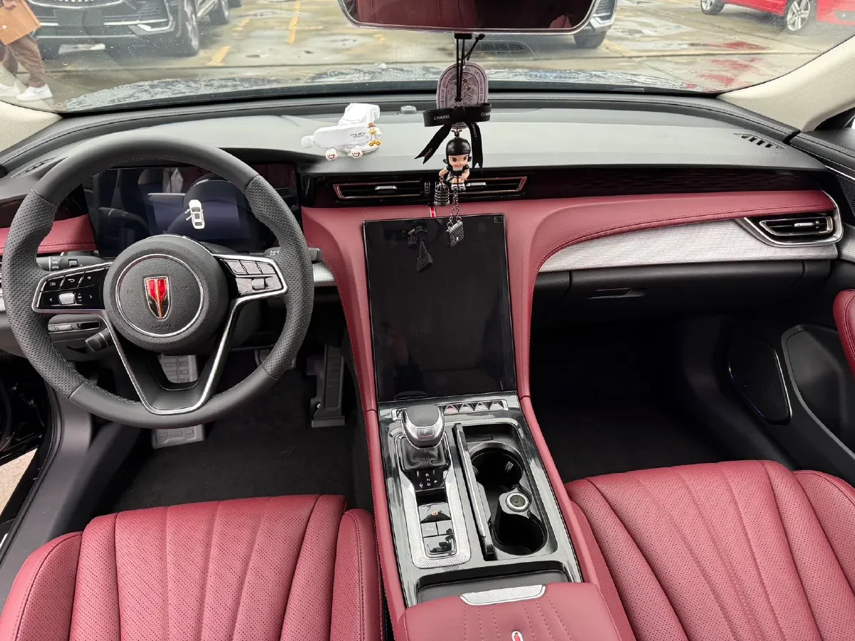 2024 HongQi H5 1.5T 169HP L4 7DCT,autocango,china used car exporter,china ev exporter,chinese used car exporter,chinese used ev exporter